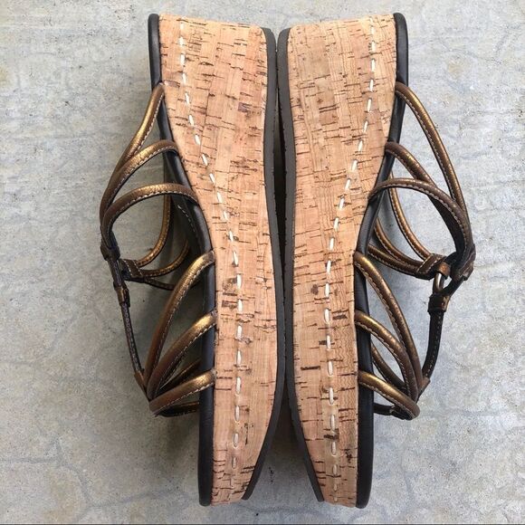 Donald Pliner Sabir Cork Wedges Sandals shoes metallic 10 - Picture 4 of 6